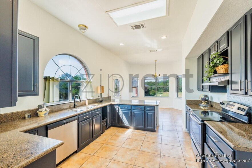 Building Photo - 23613 Grayling Ln