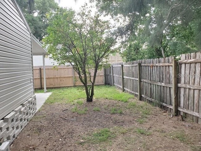 Building Photo - 6067 137th Terrace N