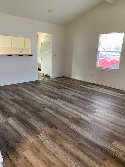 Building Photo - 2719 8th Ave N