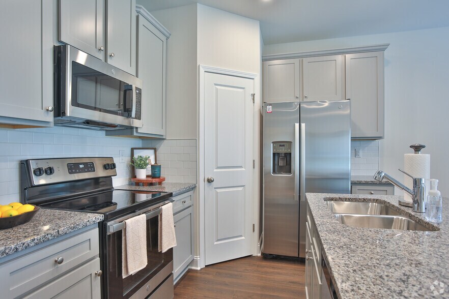 Simmons Trace Rental Homes 910 Simmons Ter Moore SC 29369 Apartment