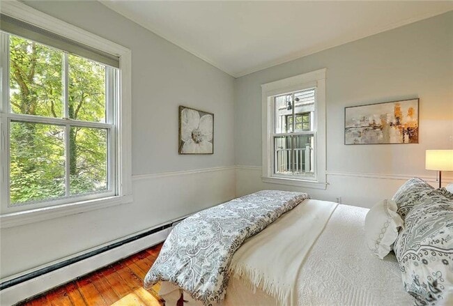 Building Photo - 135 Williams St