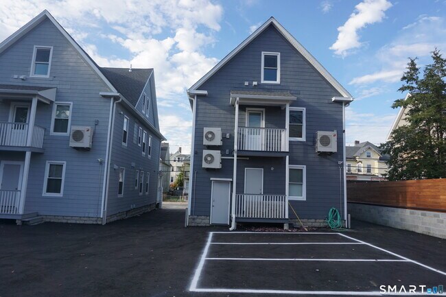 Building Photo - 361 Gregory St