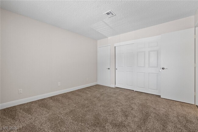 Building Photo - 5262 Osman Ct