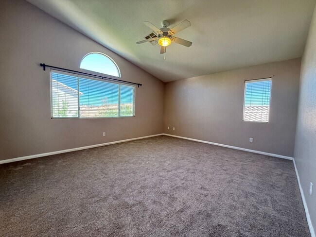 Building Photo - 9536 Sunshade Ct