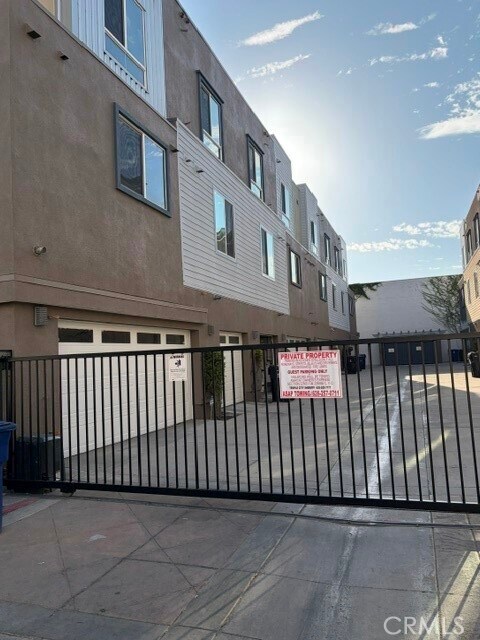 Building Photo - 9046 Garvey Ave
