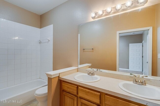 Building Photo - 6085 W Bolivar St