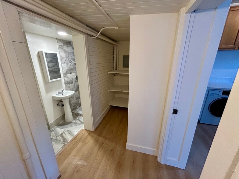 Building Photo - 101 Hoffman Ave