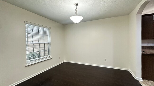 Building Photo - 86134 Venetian Ave