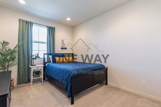 Building Photo - 5411 S Canyon Rim