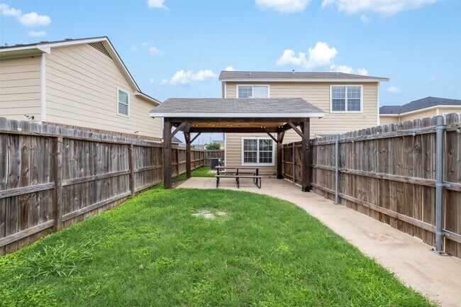 Building Photo - 2610 Mandi Ct