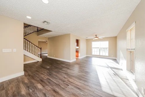 Building Photo - 215442 Middletown Dr