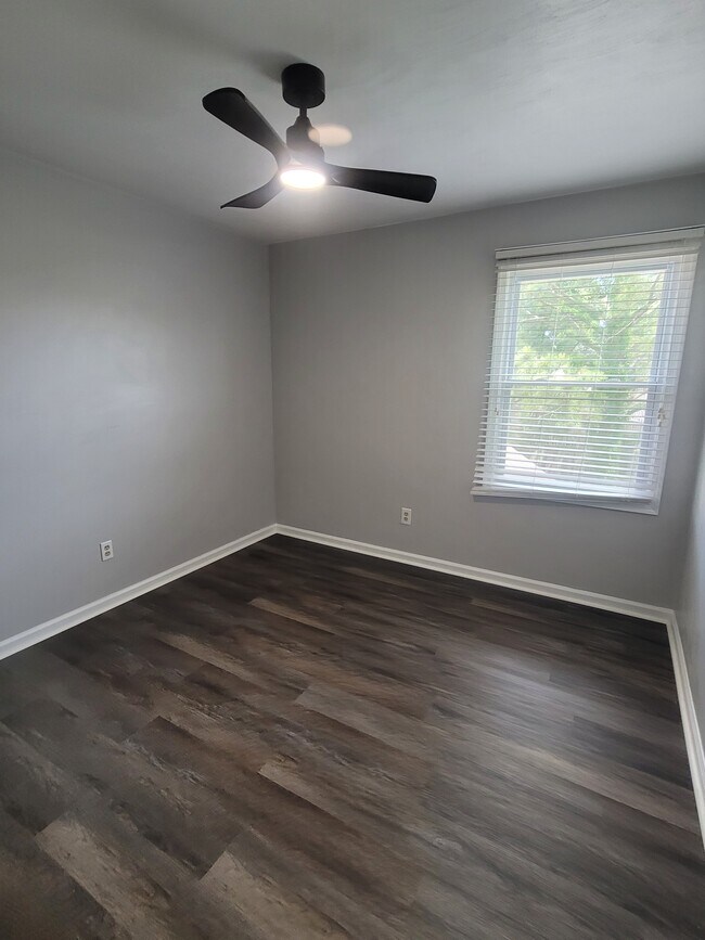Building Photo - 1792 Moonstone Dr