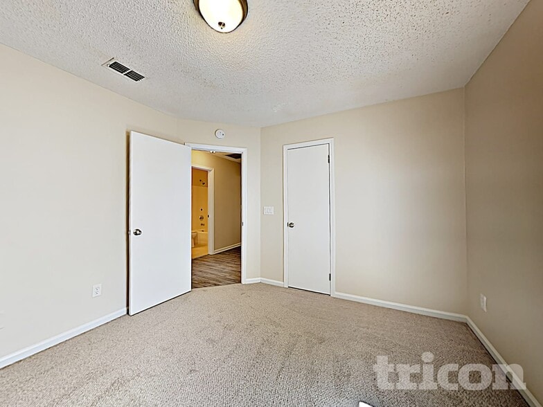 Building Photo - 8168 Fort Lee Trail