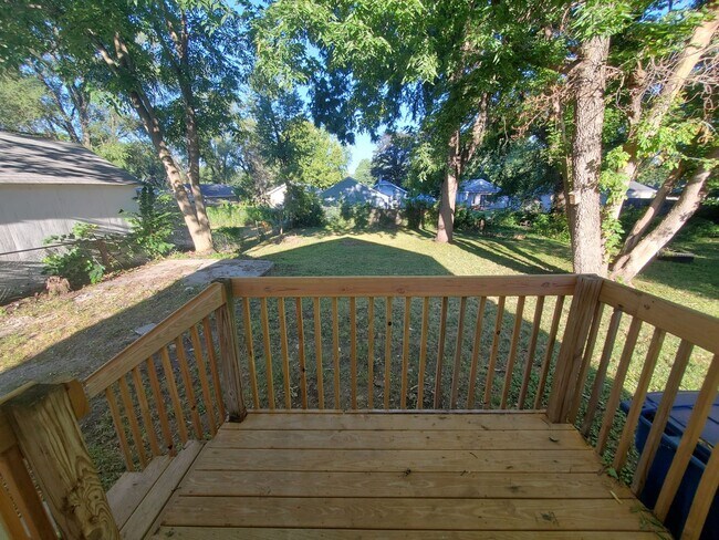 Building Photo - Adorable 2 bedroom, 1 bathroom home!