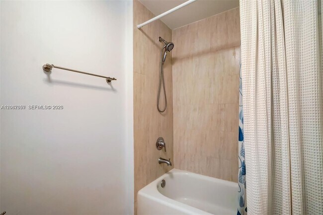 Building Photo - 2425 SW 27th Ave