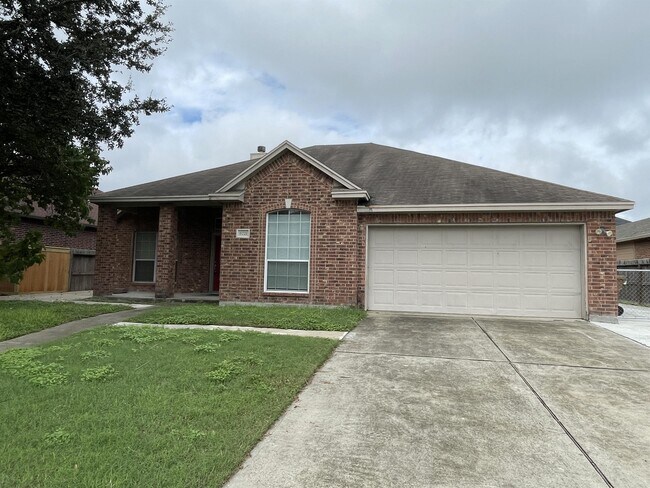 Building Photo - 6721 Dungeoness Dr