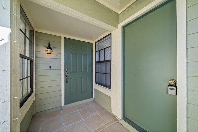 Building Photo - 1532 Gurley Ct