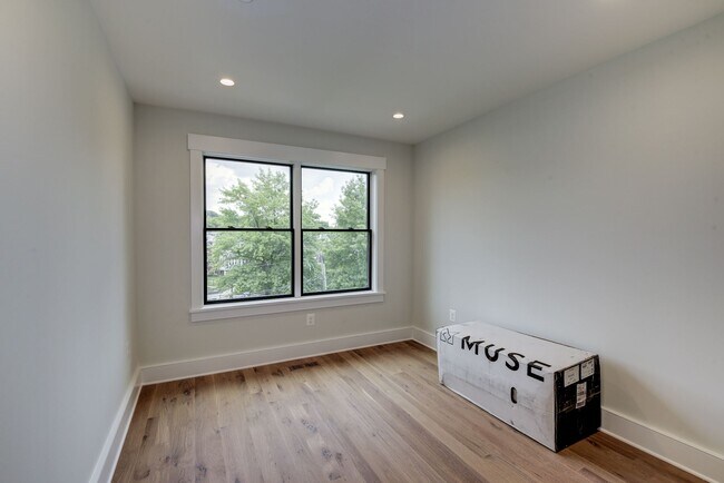 Building Photo - 4107 New Hampshire Ave NW