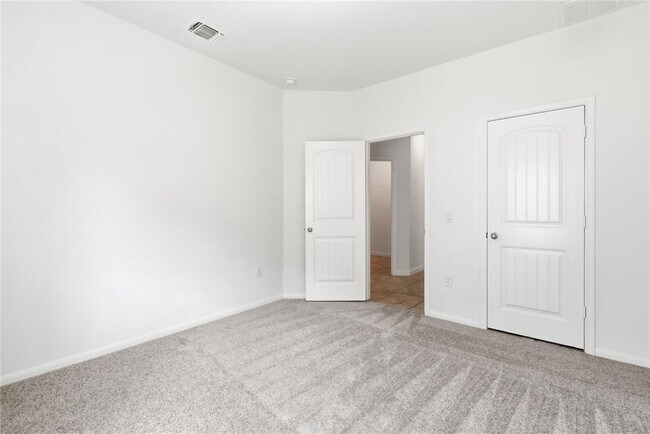 Building Photo - 7121 Ranchito Dr
