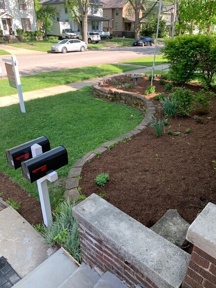 Building Photo - 430 Grand Ave