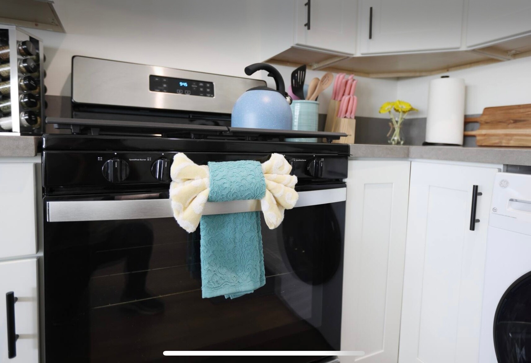 Building Photo - 2806 S Palm Grove Ave