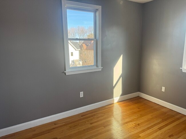 Building Photo - 1122-1124 Dorchester Ave