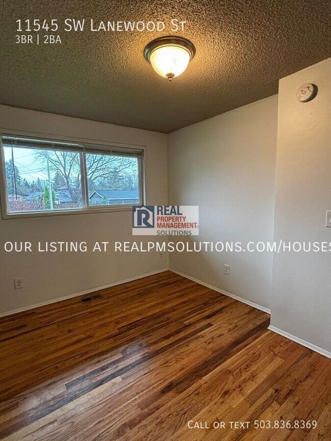 Building Photo - 11545 SW Lanewood St