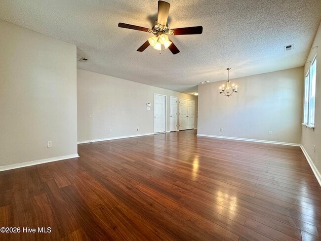 Building Photo - 521 Jimmies Creek Dr