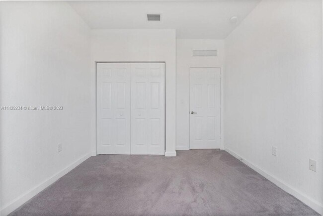 Building Photo - 11036 W 35th Way