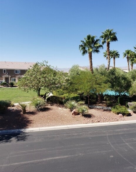 Building Photo - 3504 Glorious Iris Pl