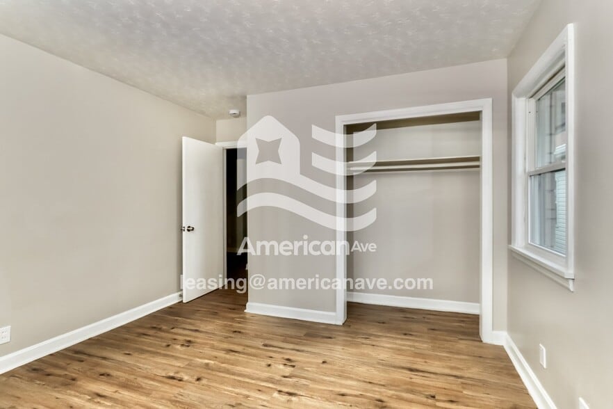 Building Photo - 3507 Grand Ave