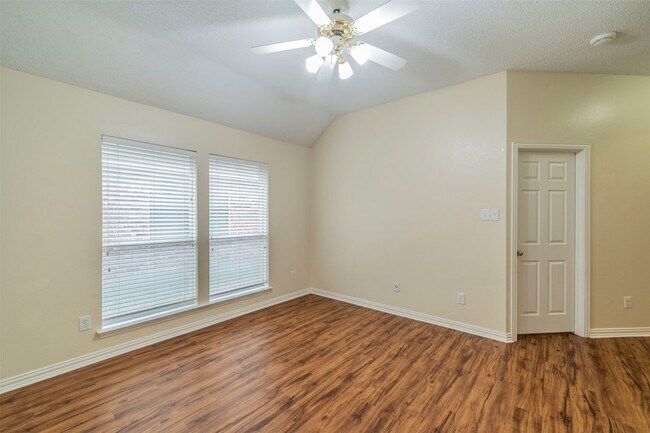 Building Photo - 4709 Belladonna Dr