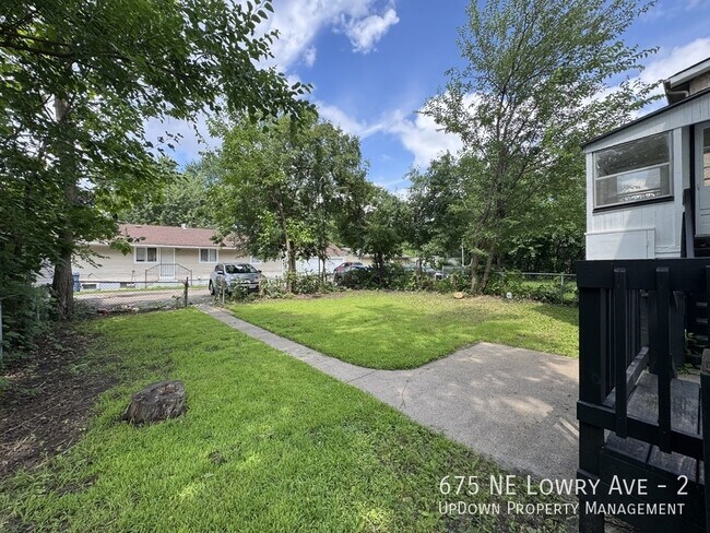 Building Photo - 675 NE Lowry Ave