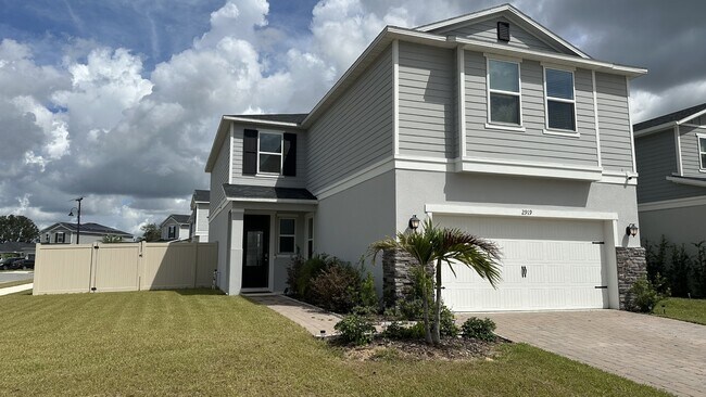 Primary Photo - 2919 Sanctuary Dr