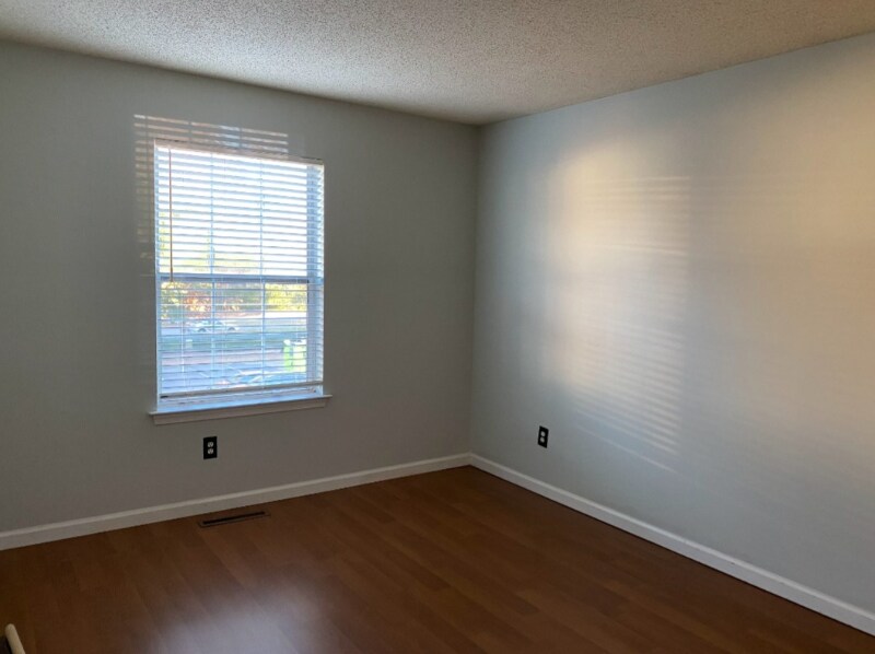 Building Photo - 5017 Gatehouse Way