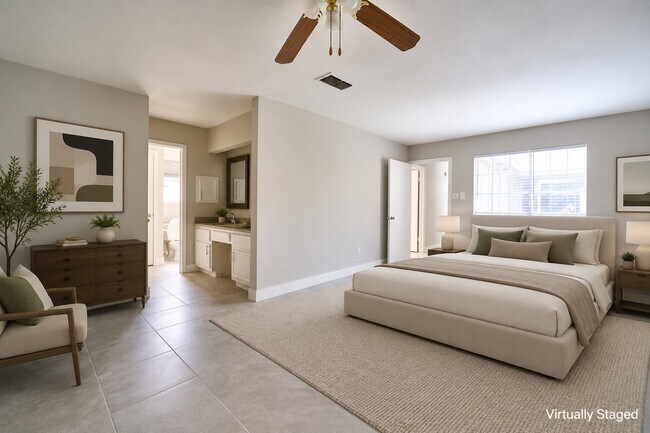 Building Photo - 923 Kenforest Dr