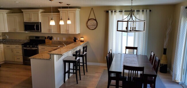 Building Photo - 2349 Jim Bridger Dr