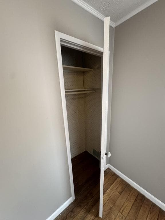 Building Photo - 6218 Elbrook Ave