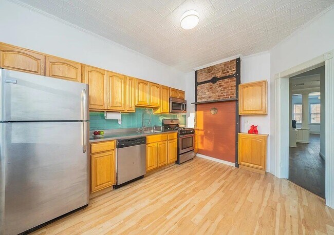 Building Photo - 2507 Palisade Ave