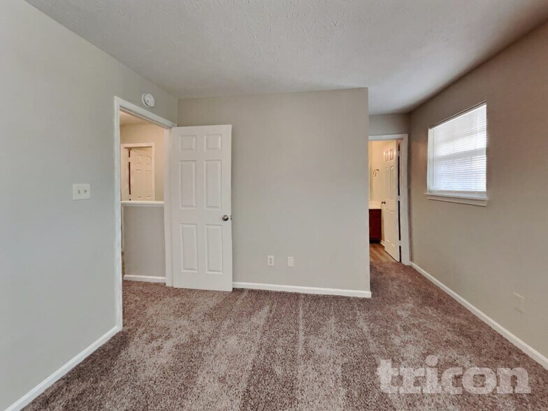Building Photo - 1464 Rebecca Ln