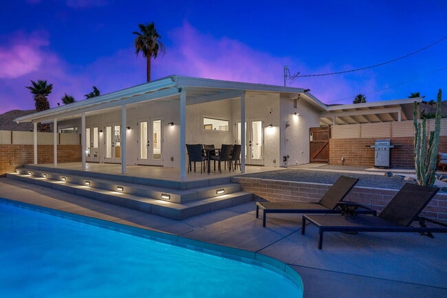 Building Photo - 38951 Bel Air Dr