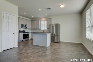 Building Photo - 10938 Willow View