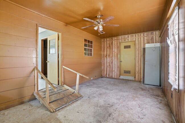 Building Photo - 2683 21st St