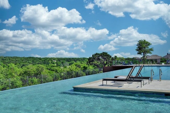 Building Photo - 204 Belford St