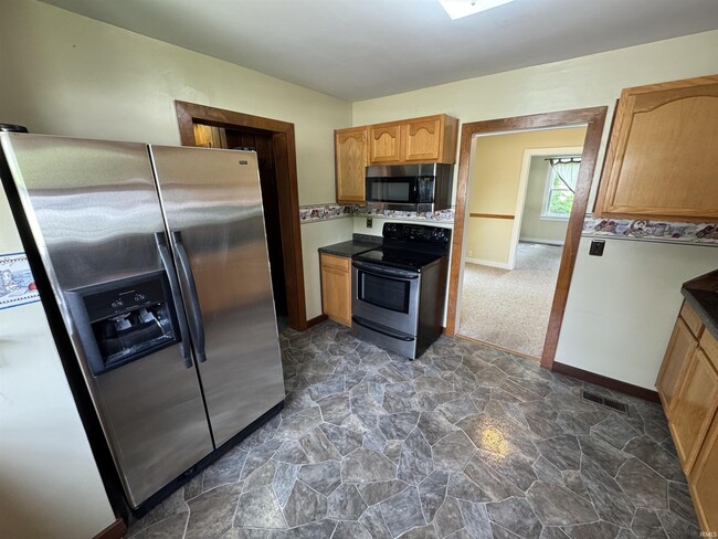Building Photo - 3536 W Pyramid Ct