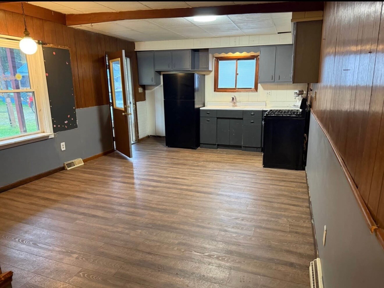 Building Photo - 309 Plum St