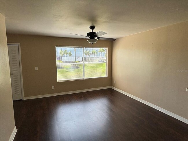 Building Photo - 4768 Walden Cir