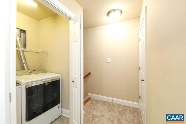 Building Photo - 328 Marquette Ct