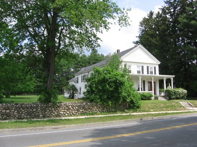 Building Photo - 1184 Main St