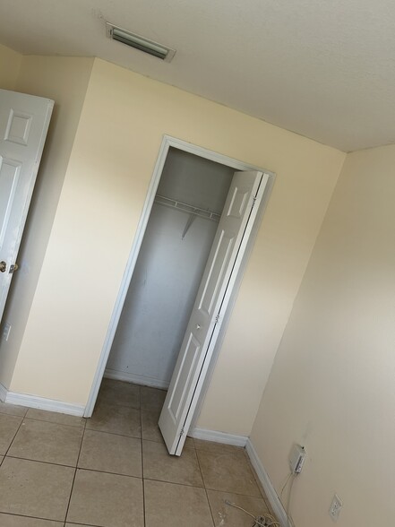 Building Photo - 612 Bluebill Ln